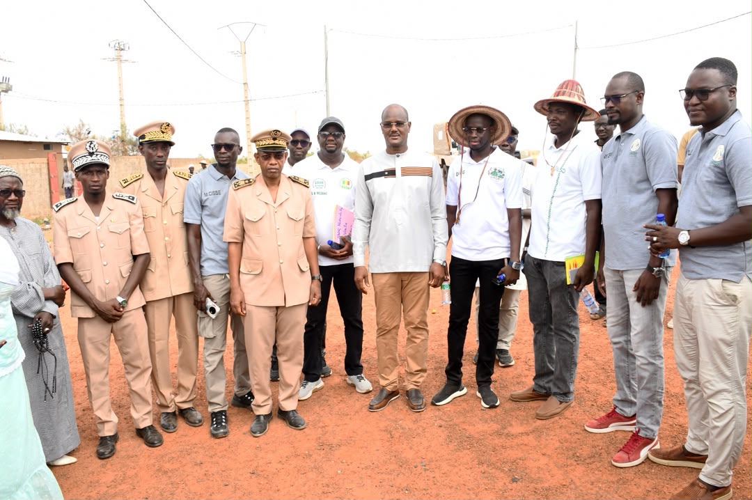 TOURNÉE NATIONALE DU SUIVI AGRICOLE : Le ministre de l’Agriculture,  Cheikhou Oumar Ba, à l’écoute des producteurs dans quatre régions du Sénégal