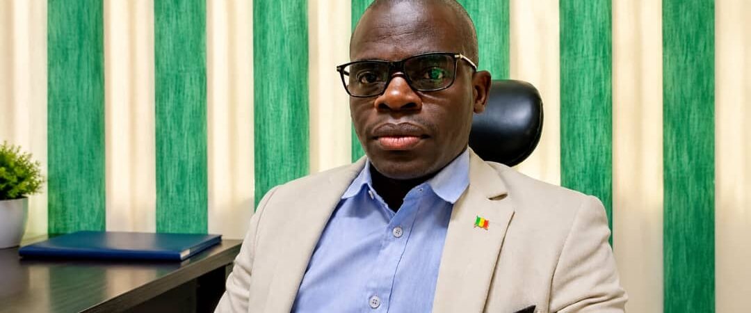 ‎LE SÉNÉGAL FACE À SES DEUX FRONTIÈRES